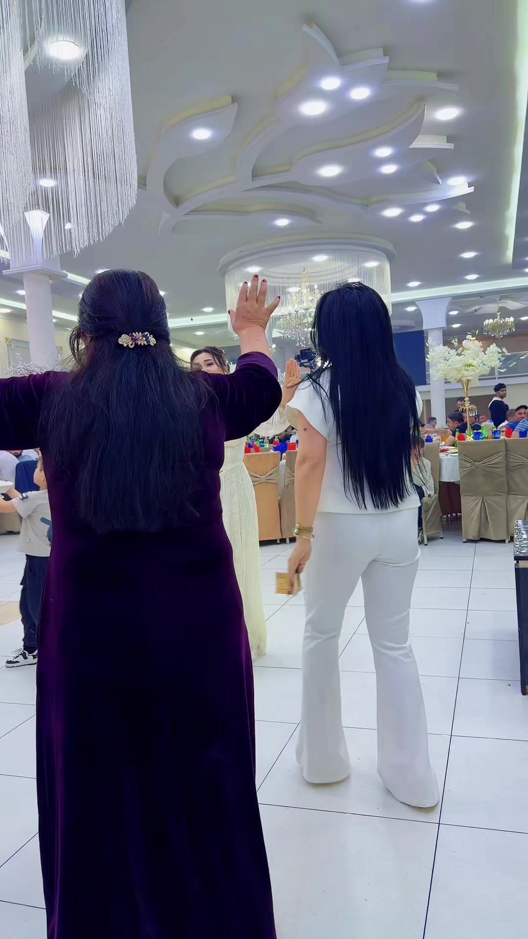 @𝓜𝓪𝓭𝓸𝓷𝓷𝓪💙