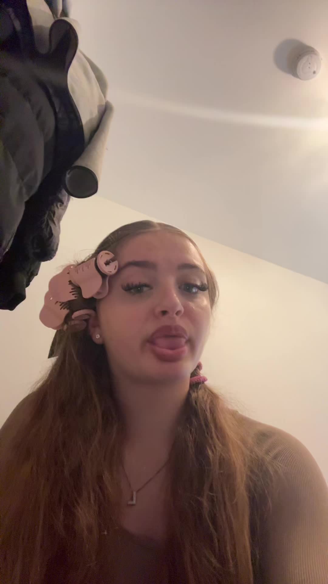 @lilsspamacc🤔