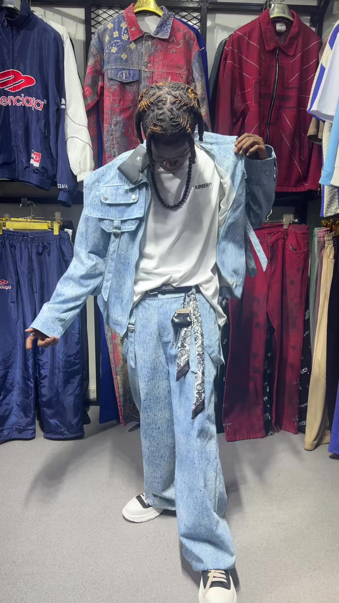@Ibrahima diallo🇬🇳🇸🇳🛍️🛍️