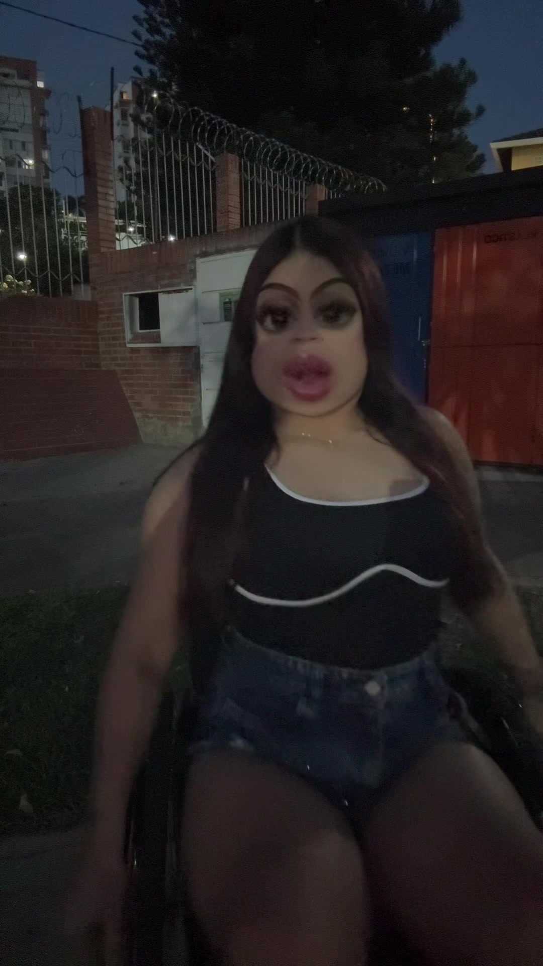 @👑♿️Zarita~R♿️🍒