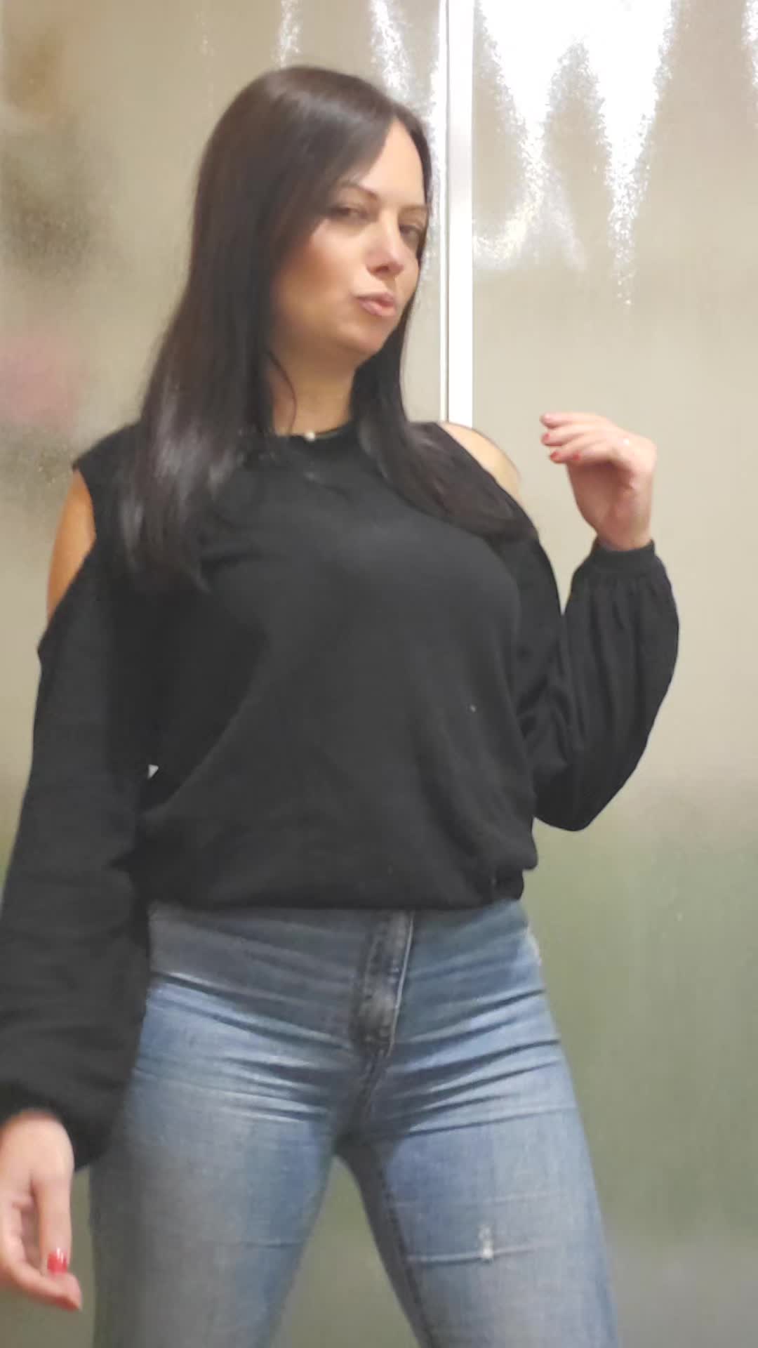 @⭐ESTHER⭐