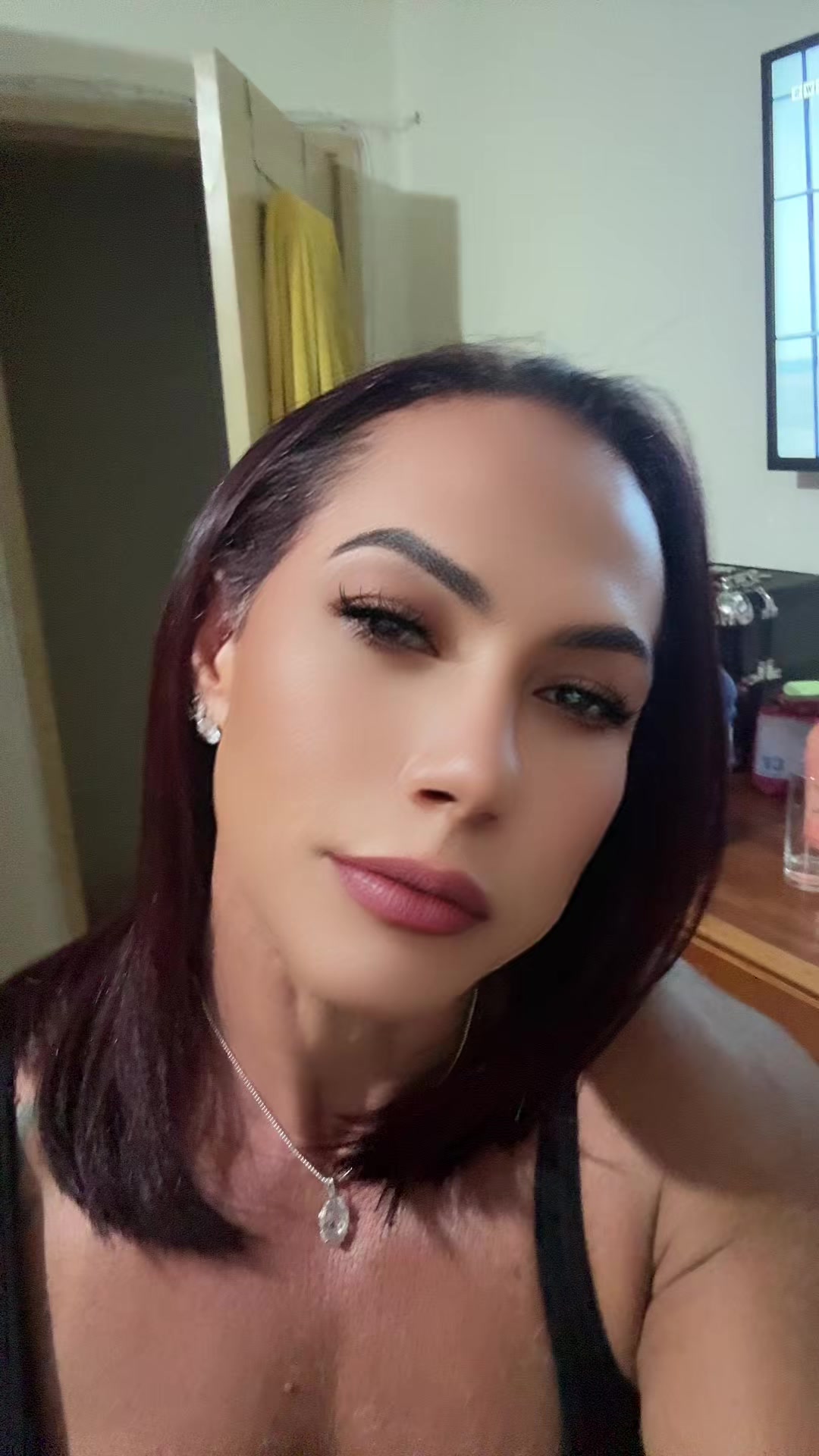 @H&eacute;lia Valad&atilde;o