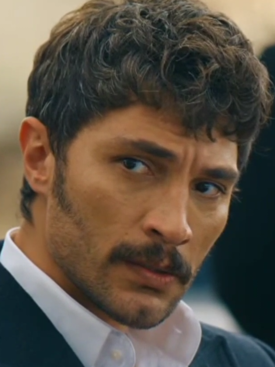 @Ilhan Gaze