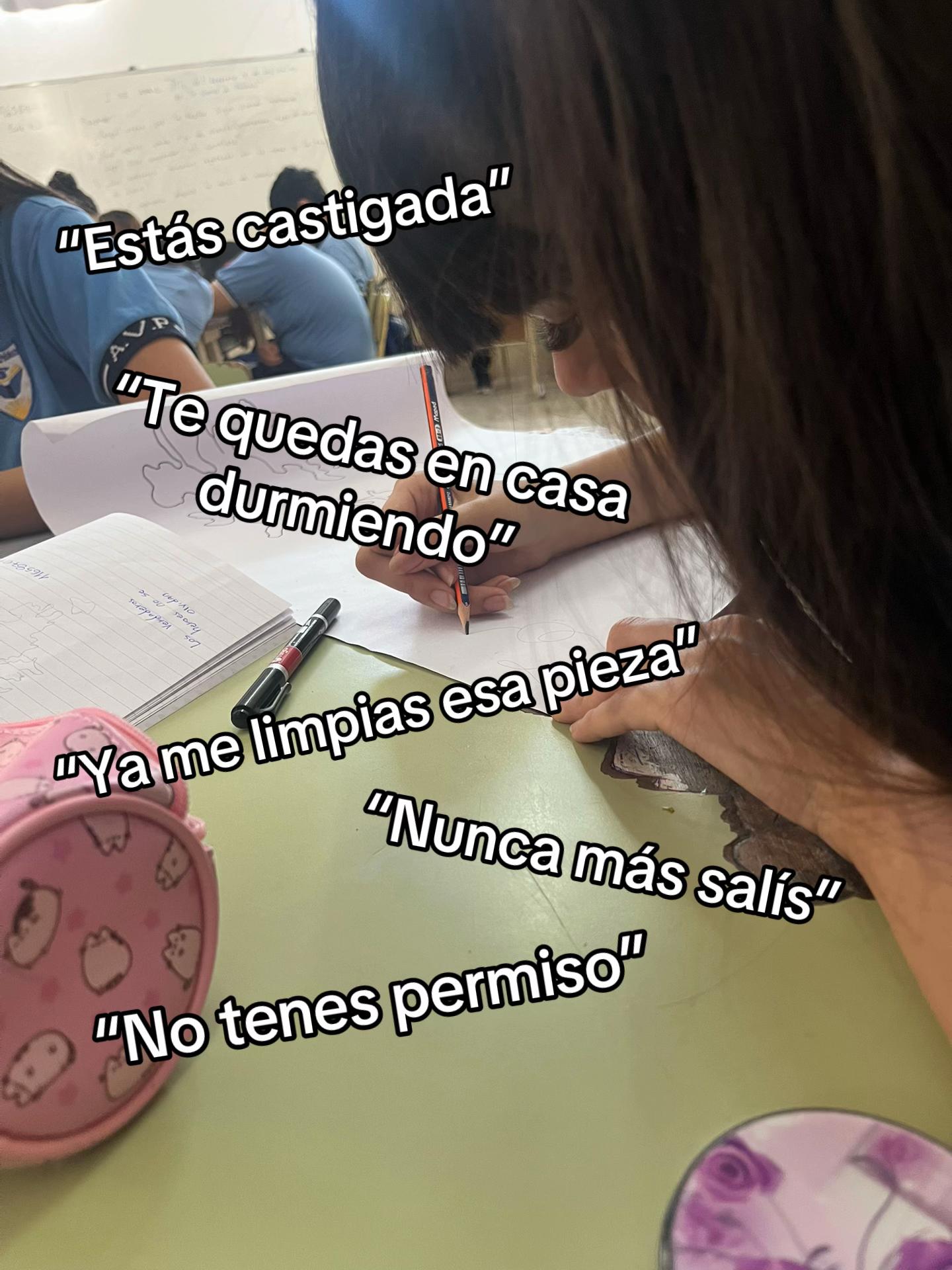 @julyy.lopez__