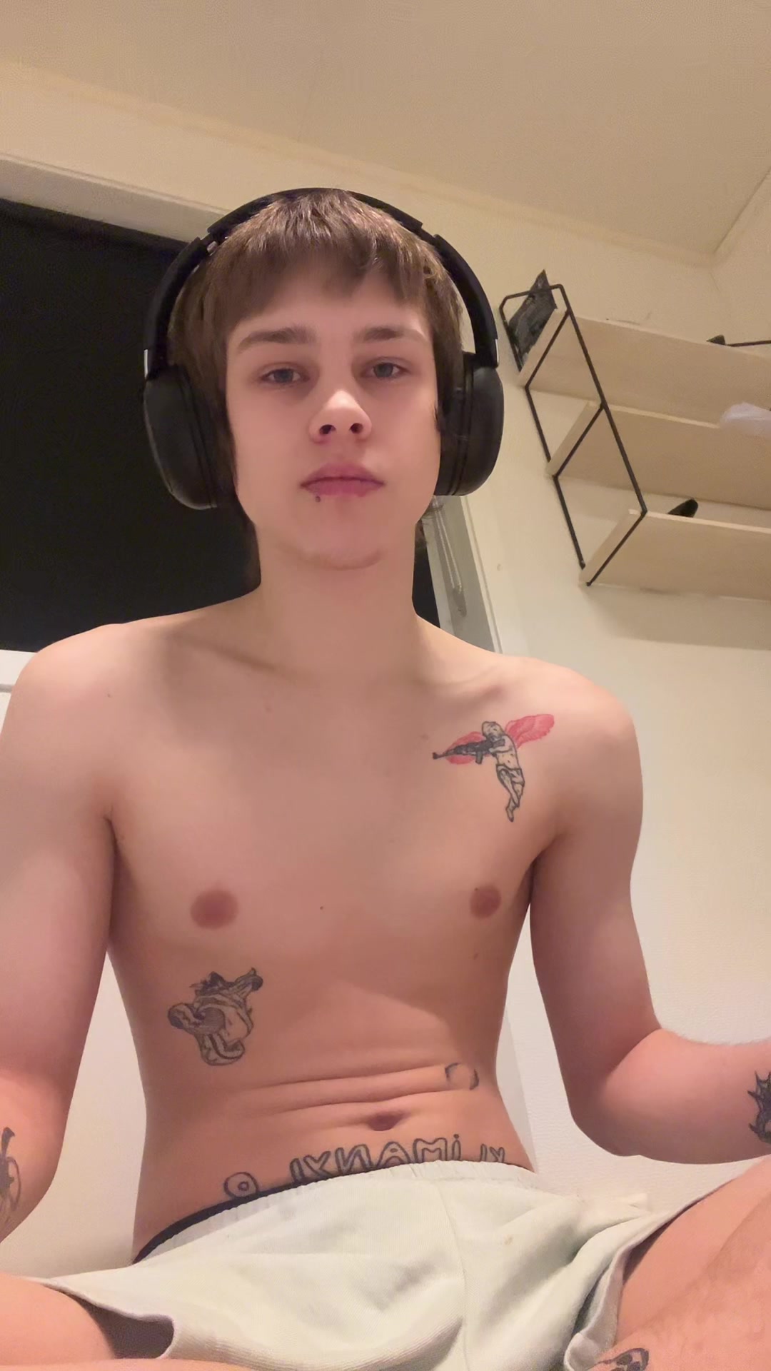 @zxckinder