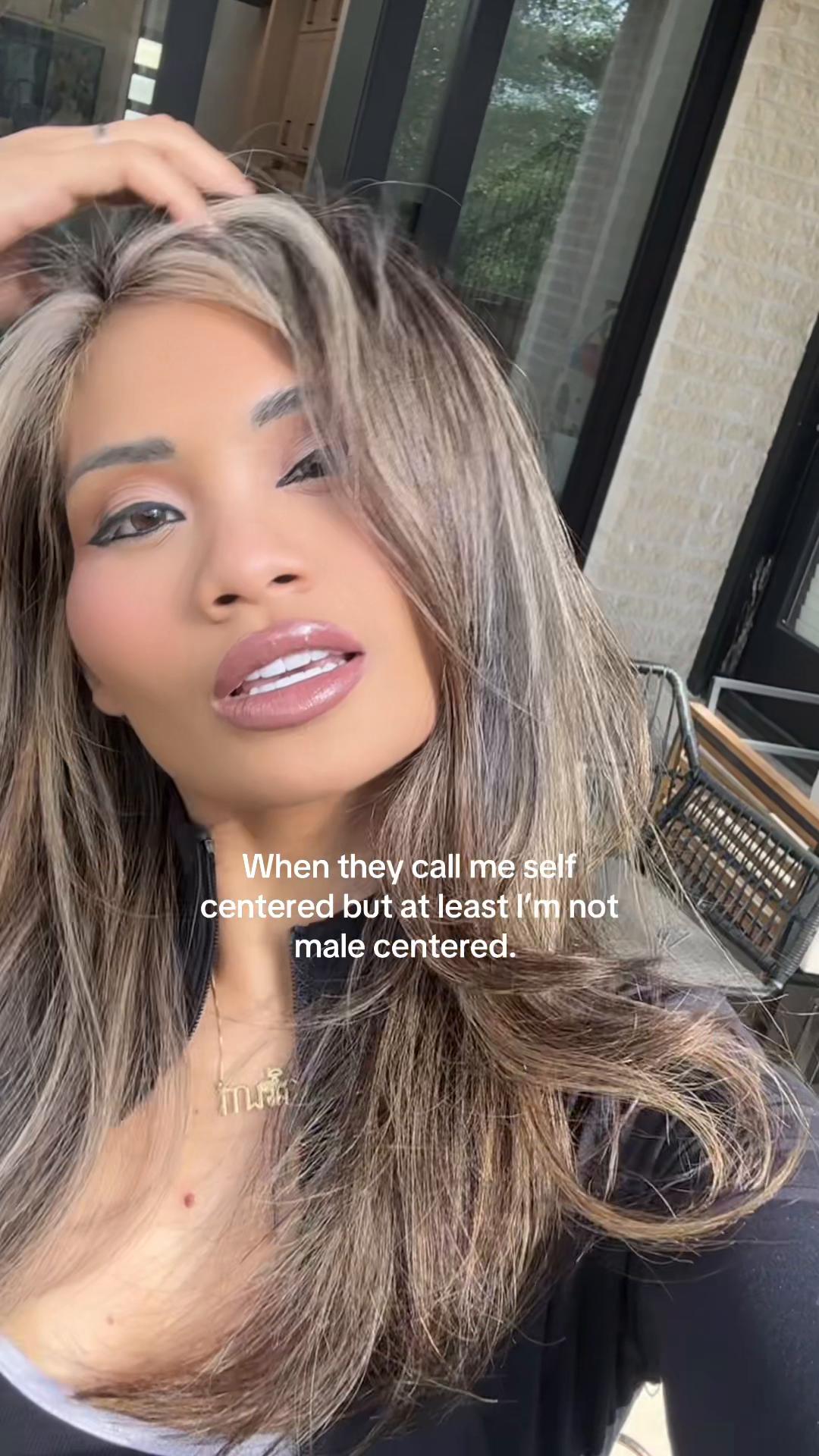 @thavynasarah