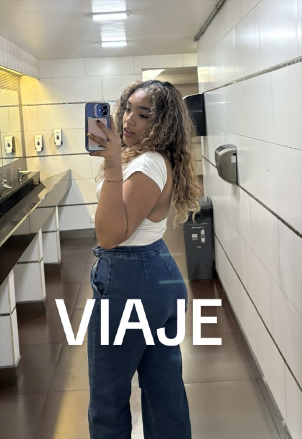 @aneimari_