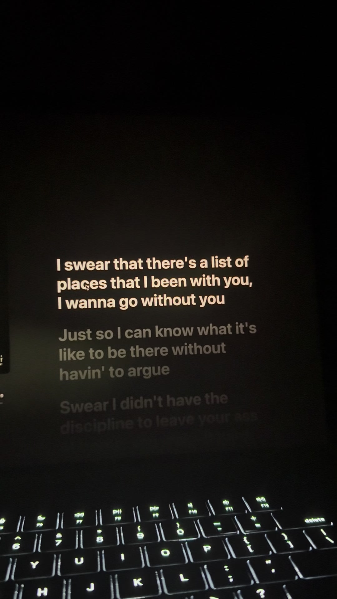 @🎧