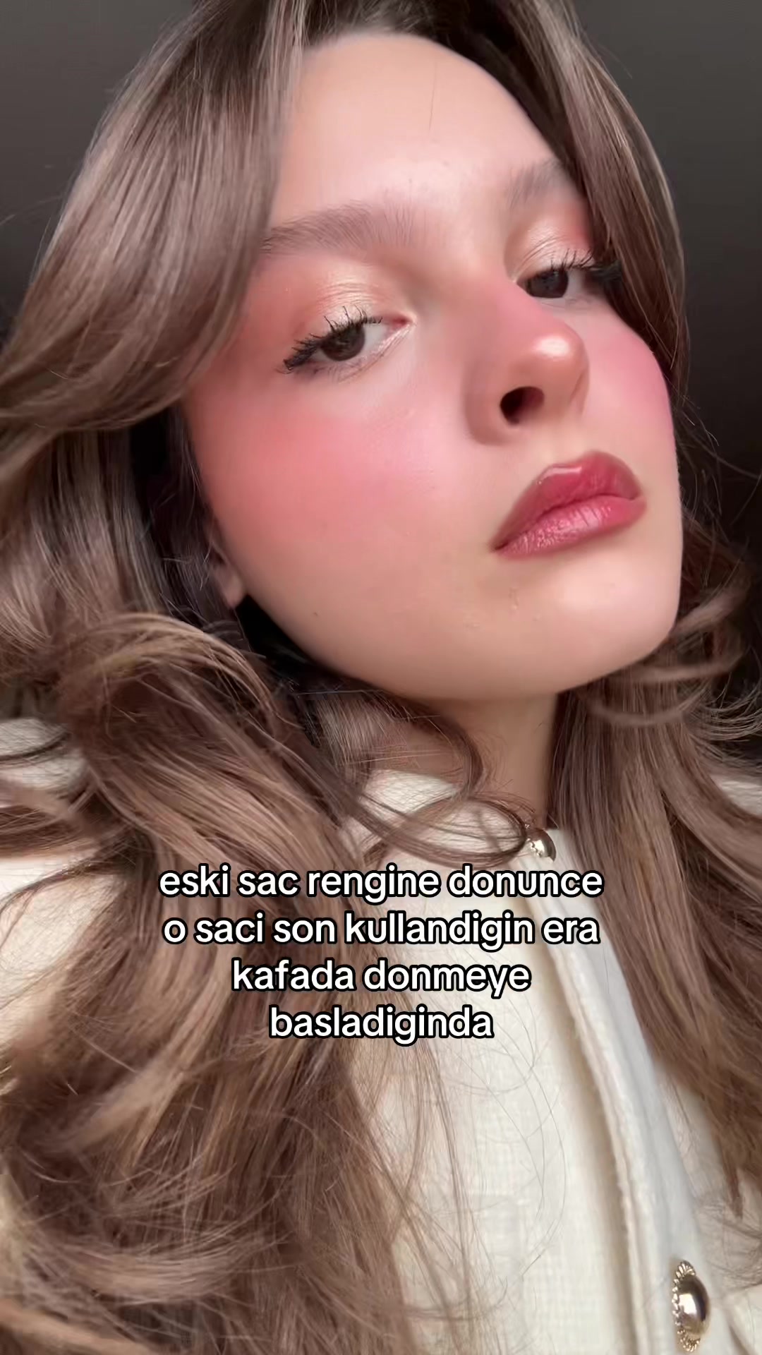 @𝒴