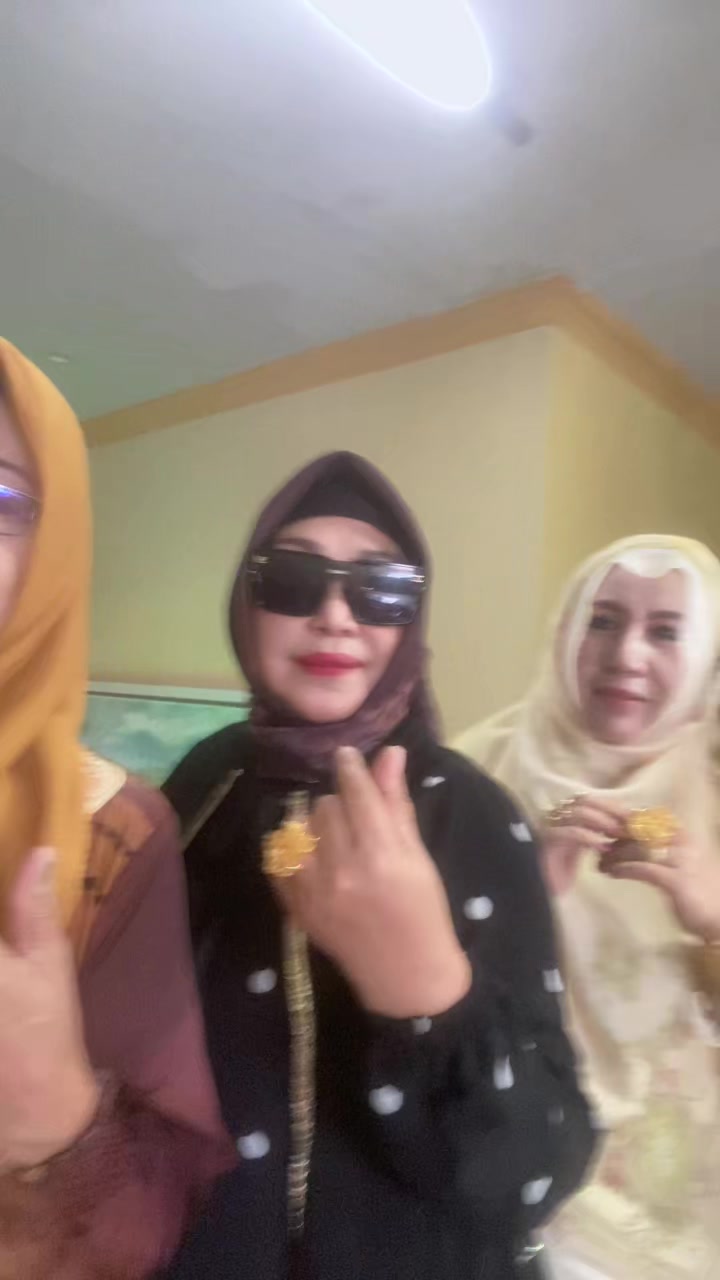 @Umi Zakie6