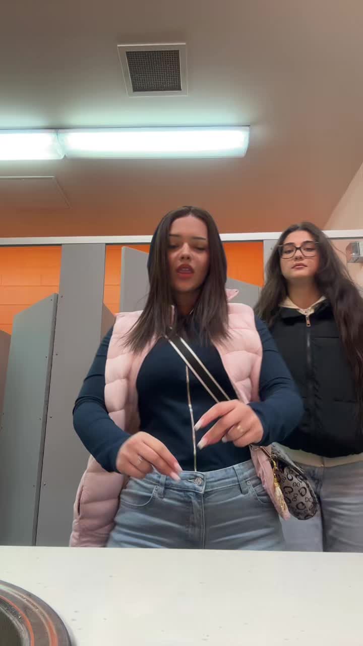 @V🎀