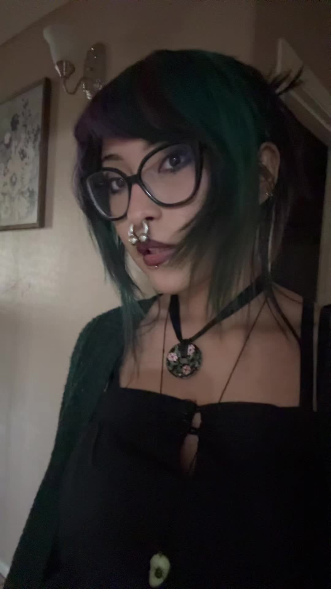 @Alexsis