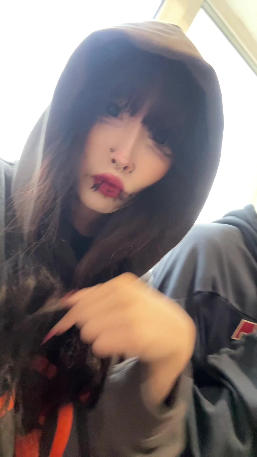 @килл семпай (&acute;・&omega;・`)