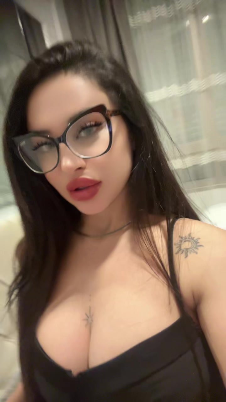 @zeehraatt
