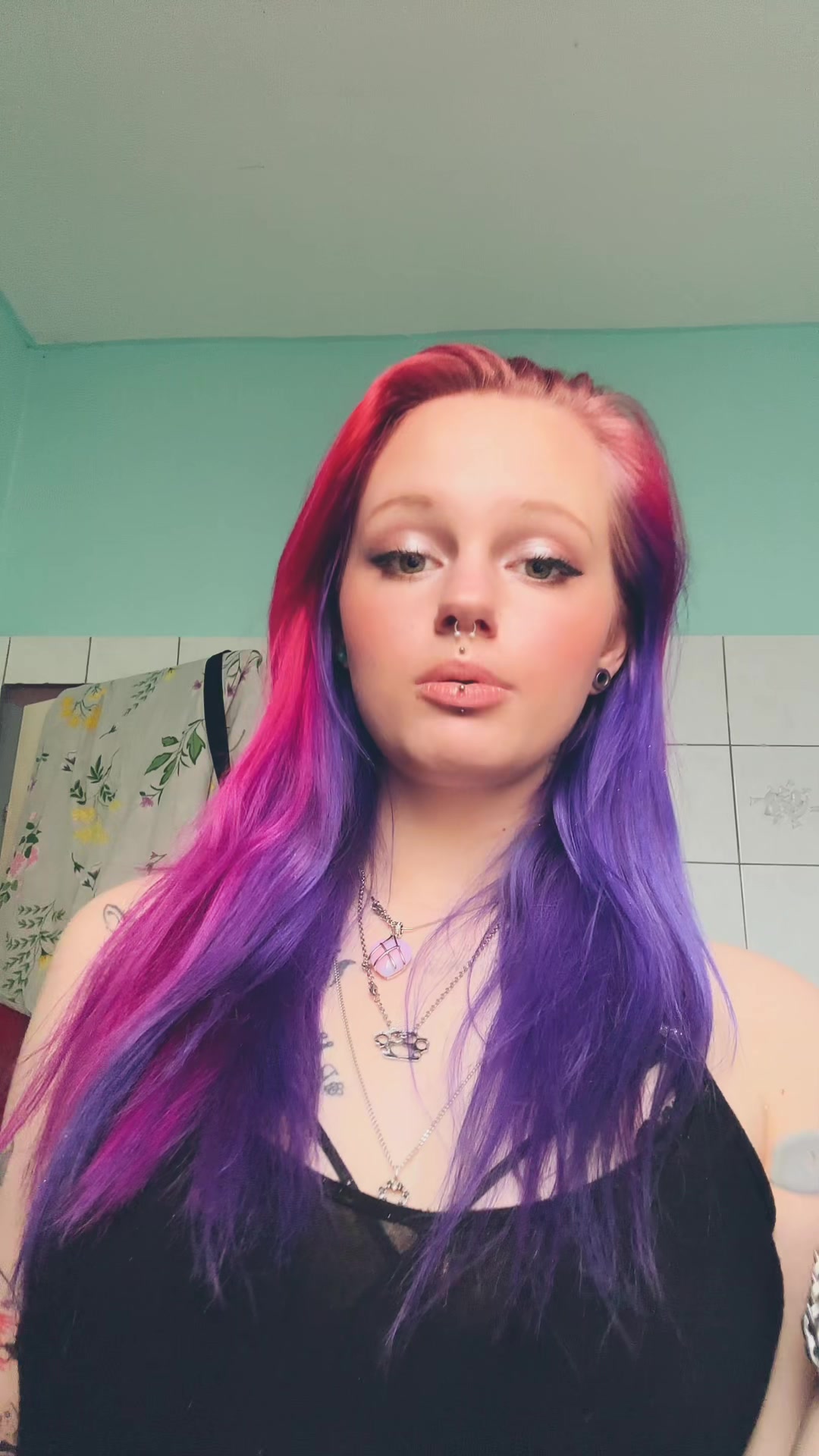 @👽Alien🧪Poison-🧙🏼&zwj;♀️Witch🌙