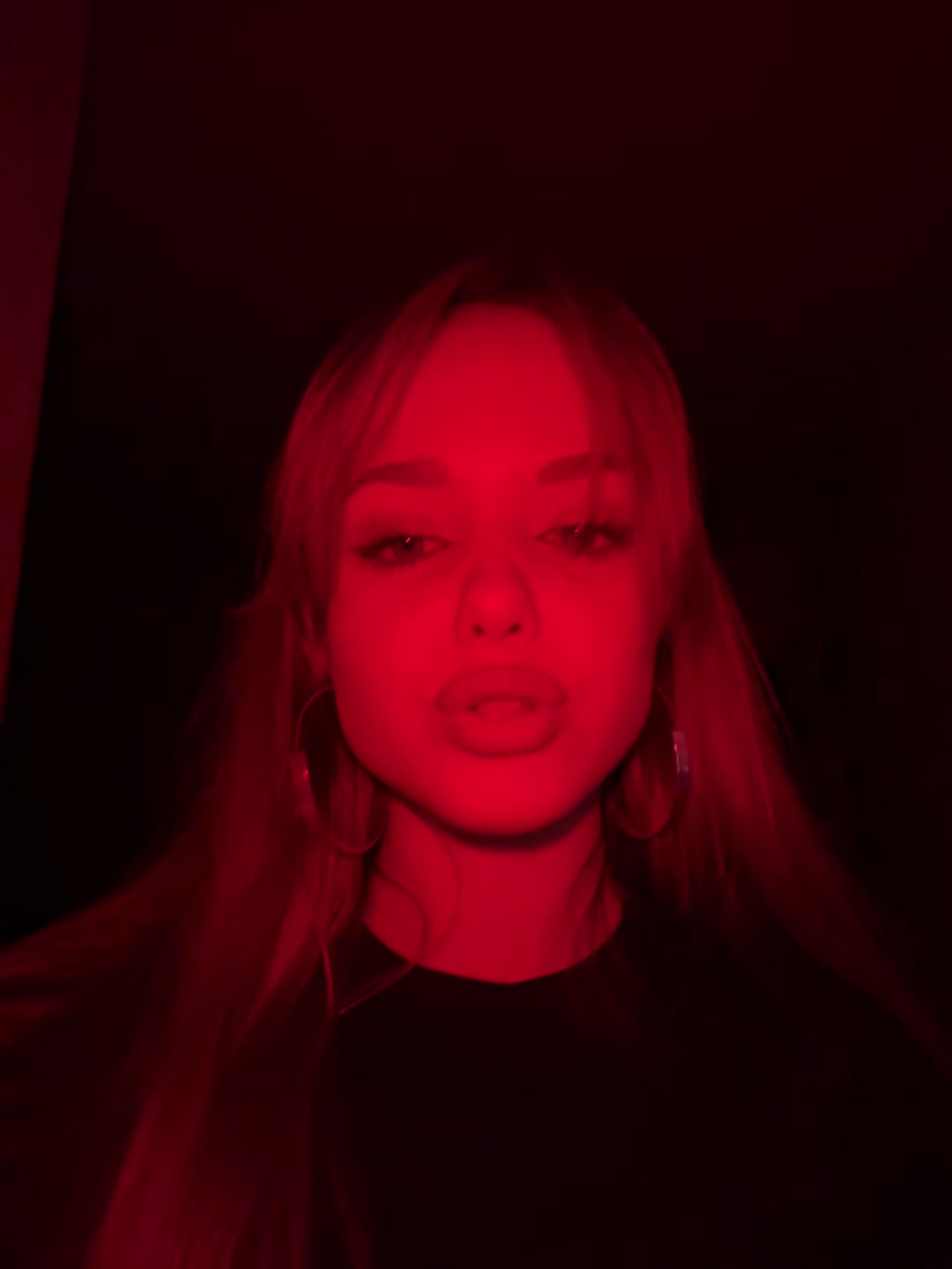 @Милана🫦🖤