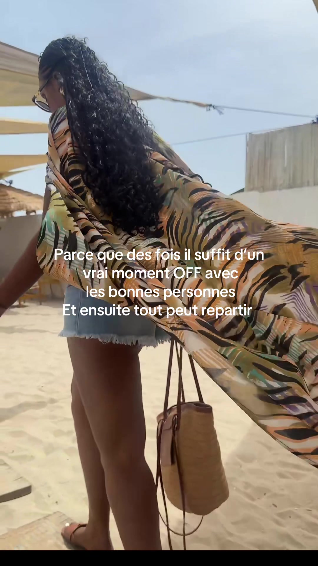 @Yasmine Tour&eacute;