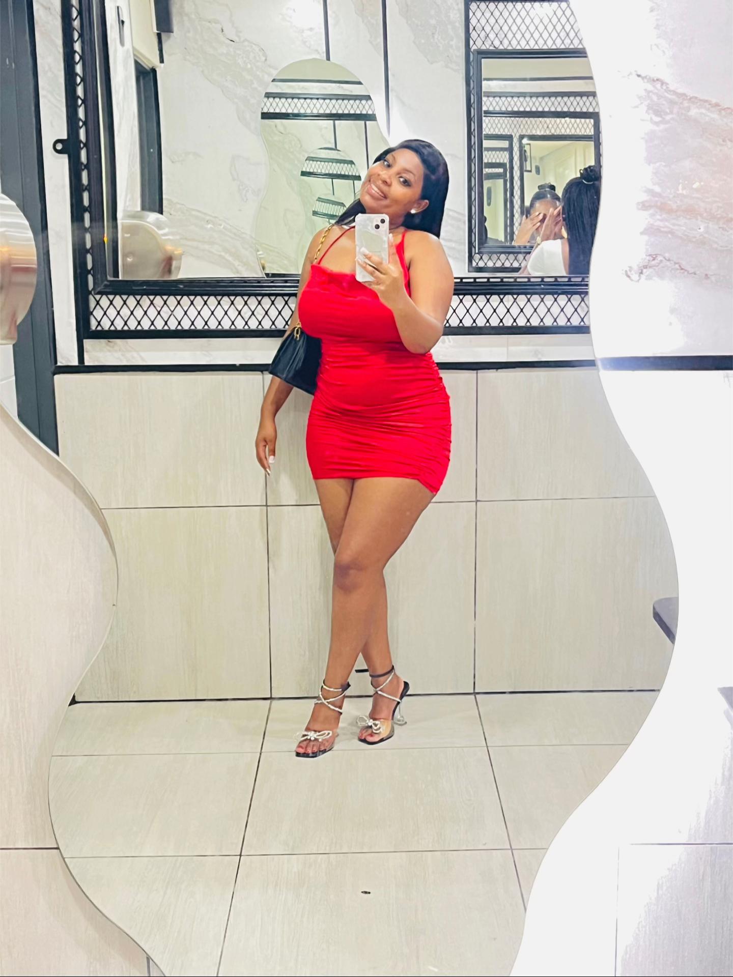 @Nomsanaledi