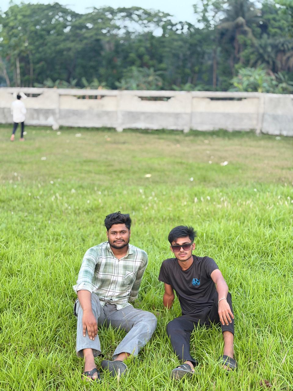 @রুপ কথার রাজকুমার তৌহিদ হাছান