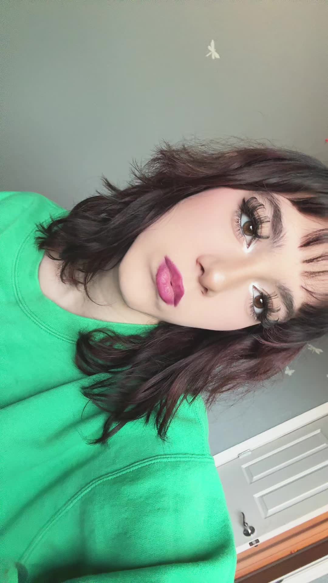 @Eva🦄