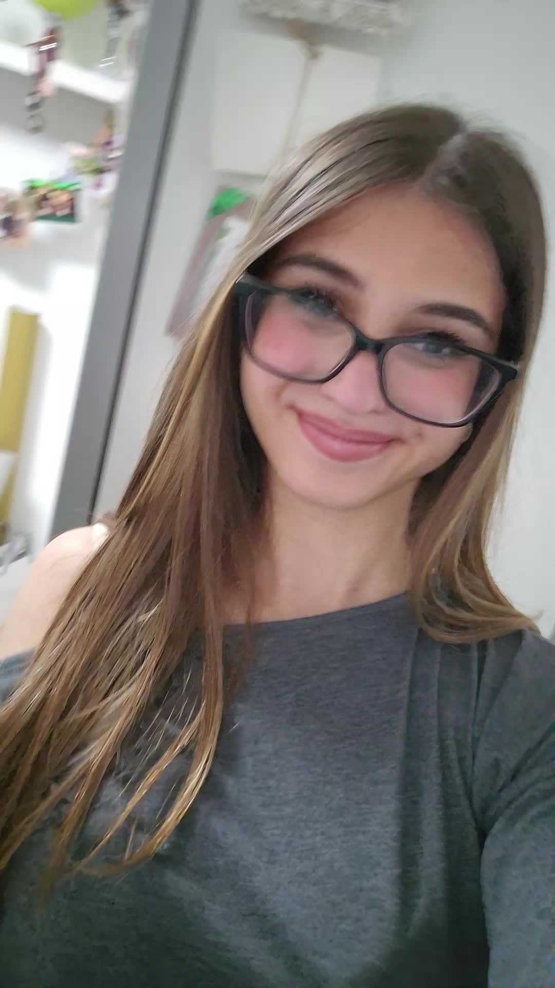 @𝒗𝒆𝒓𝒐𝒏𝒊𝒌𝒊_