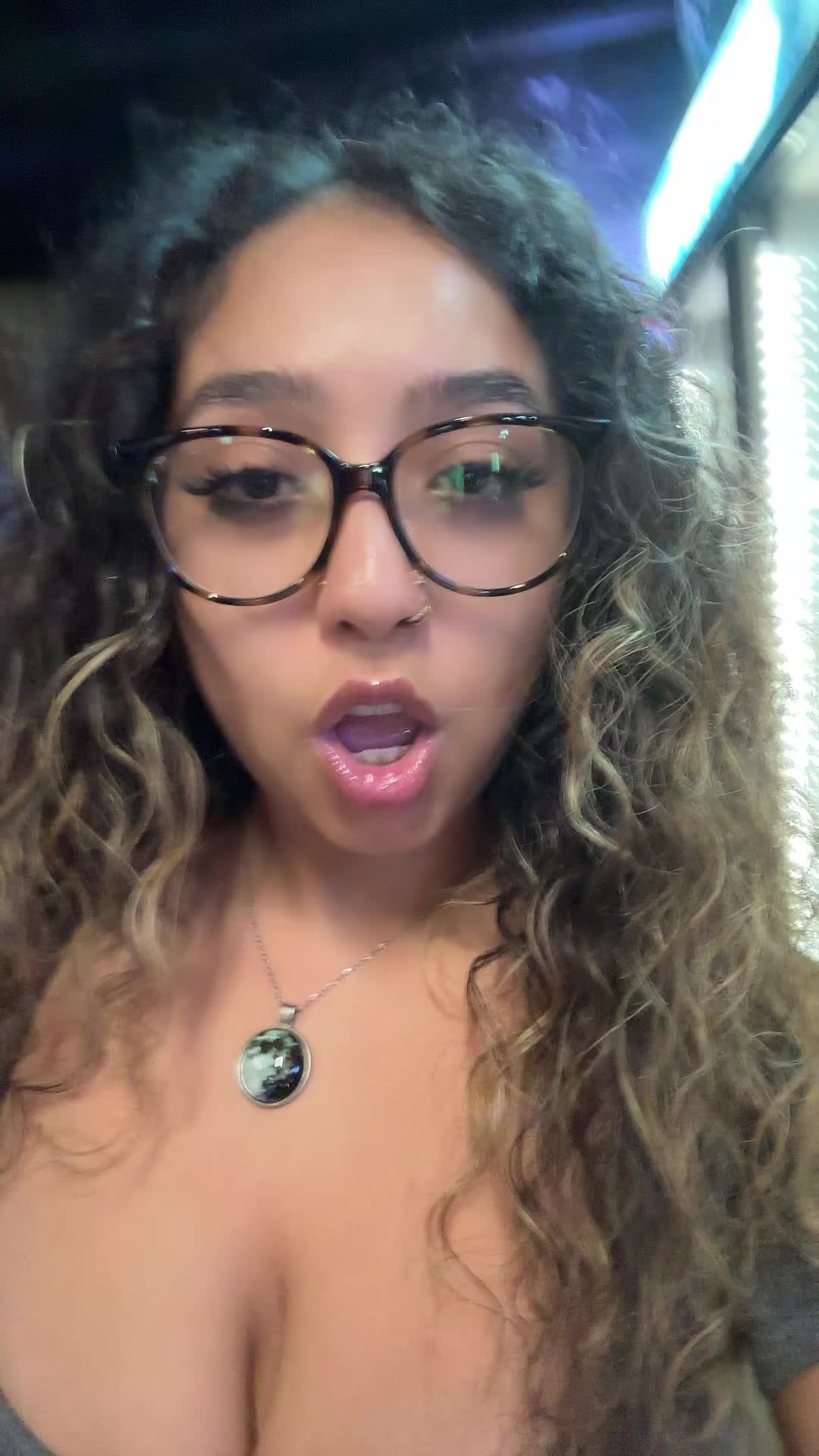 @raaaelene