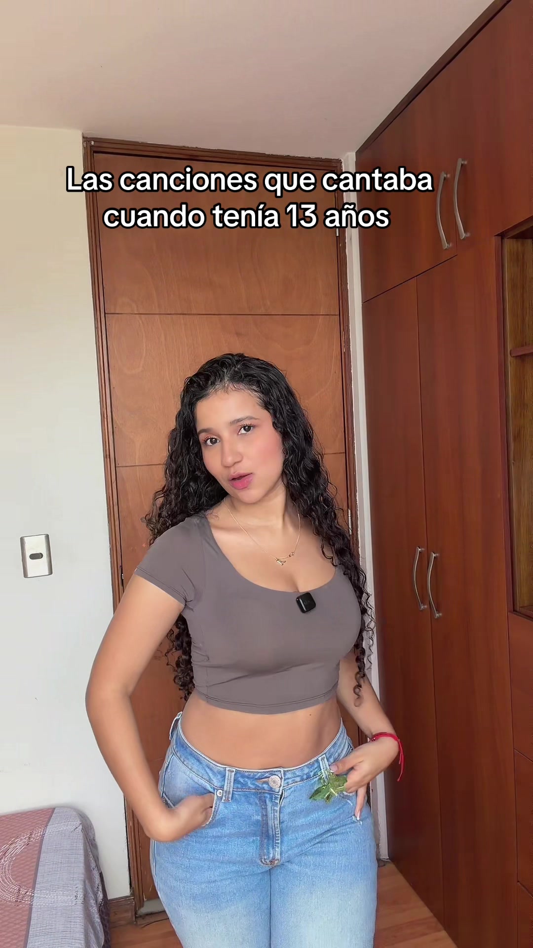 @Angieleon_24