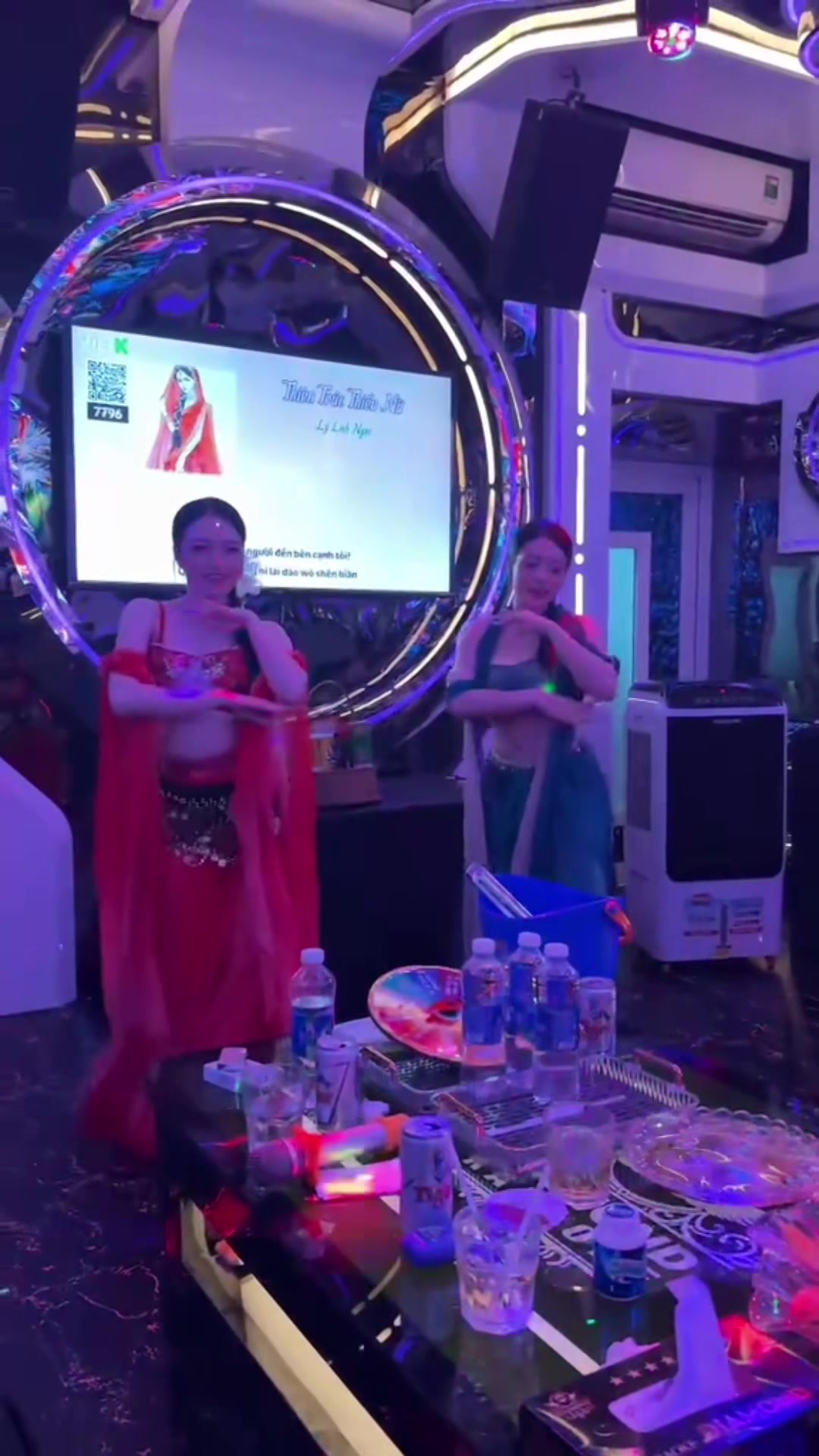 @Karaoke Thượng Hải 229 T&acirc;y Sơn