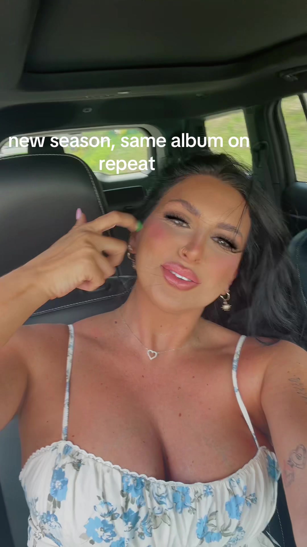 @mekennah_