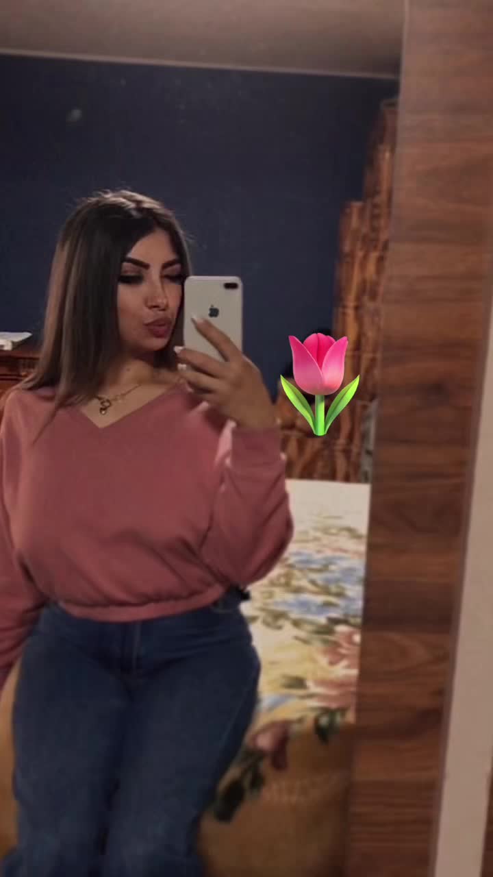 @Simii👩🦰🌸