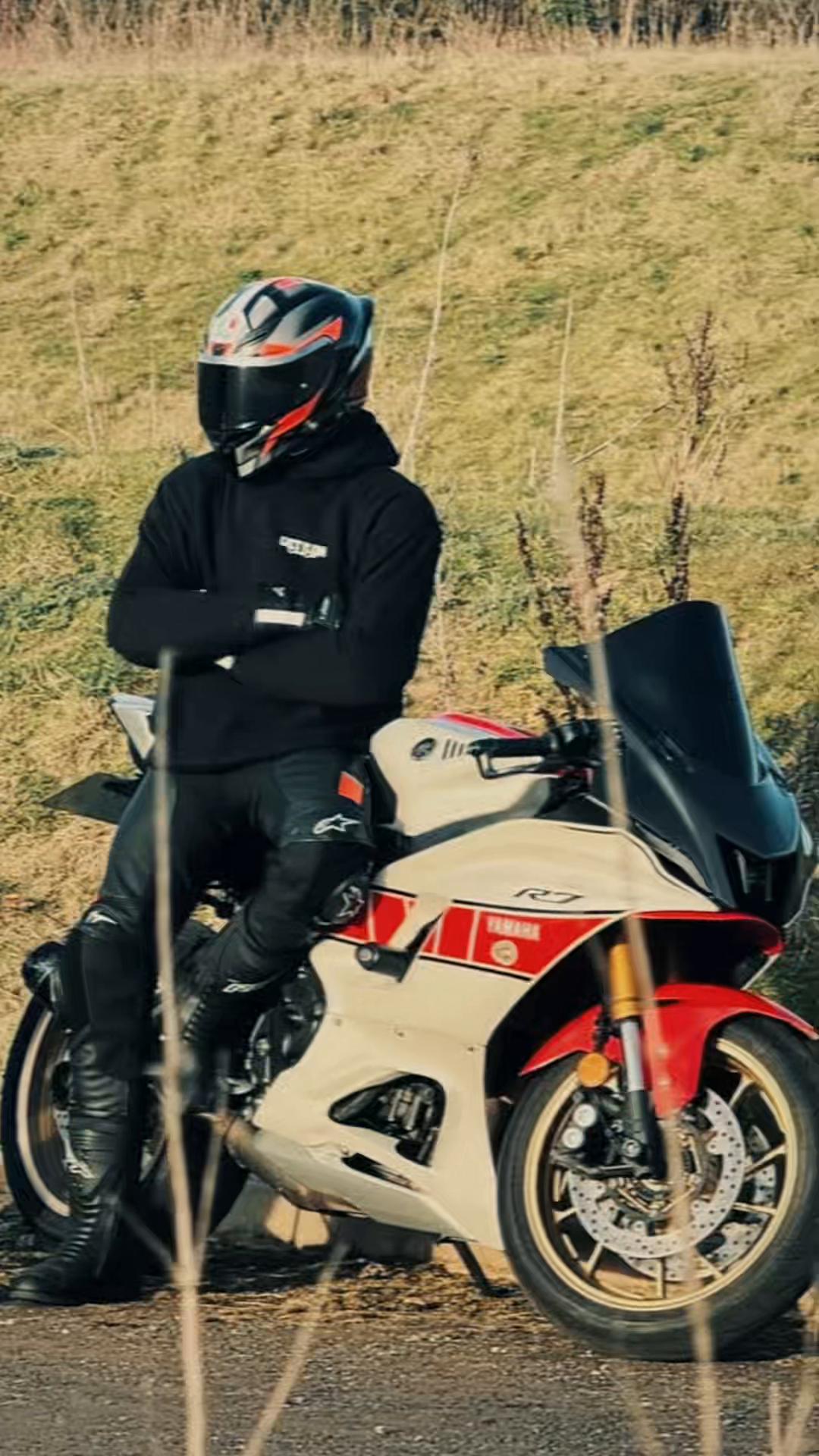 @moto.76