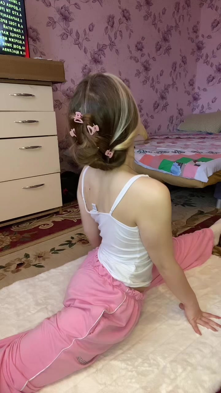 @Маленька