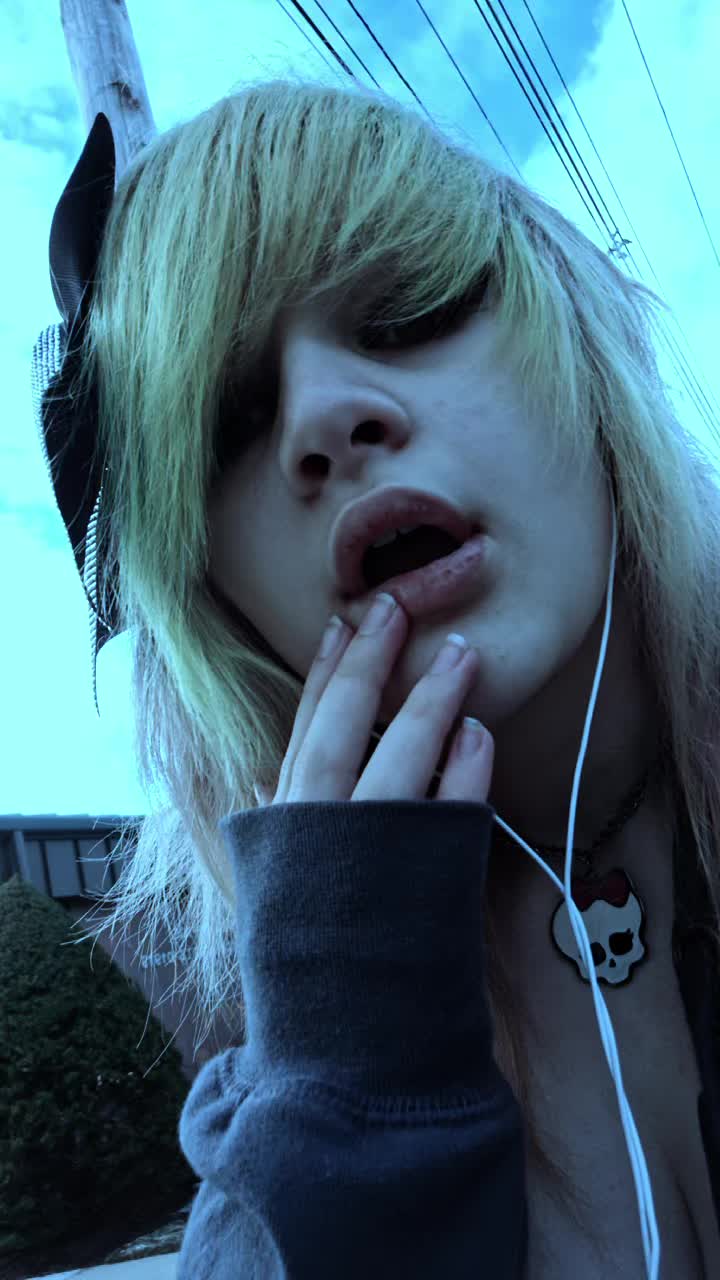@liz🦄🦴🪽