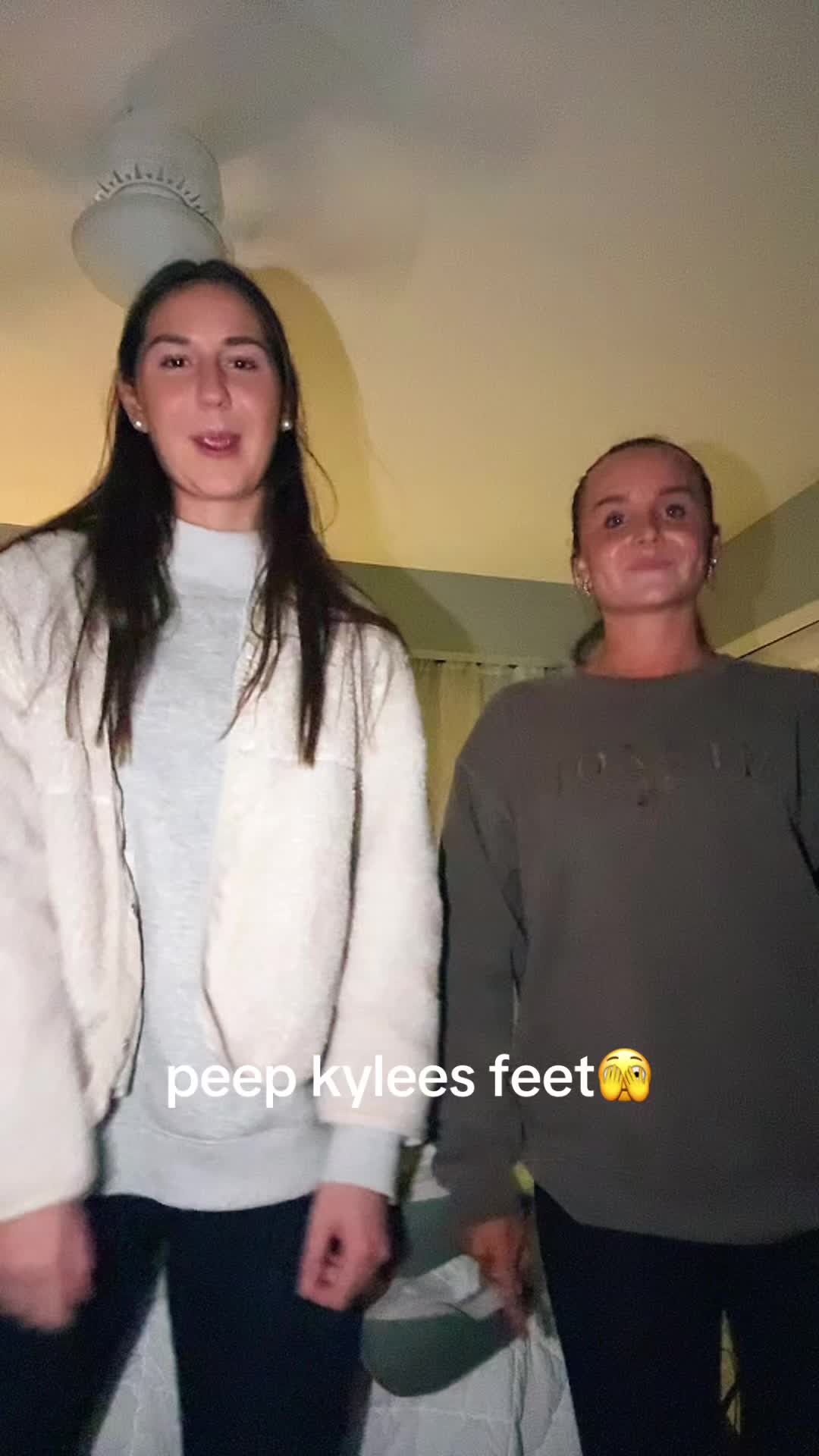 @miqueef_