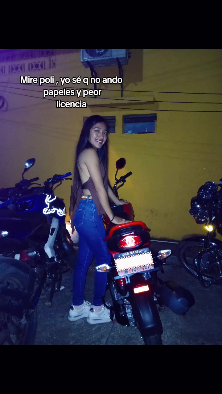 @Mariana🦋