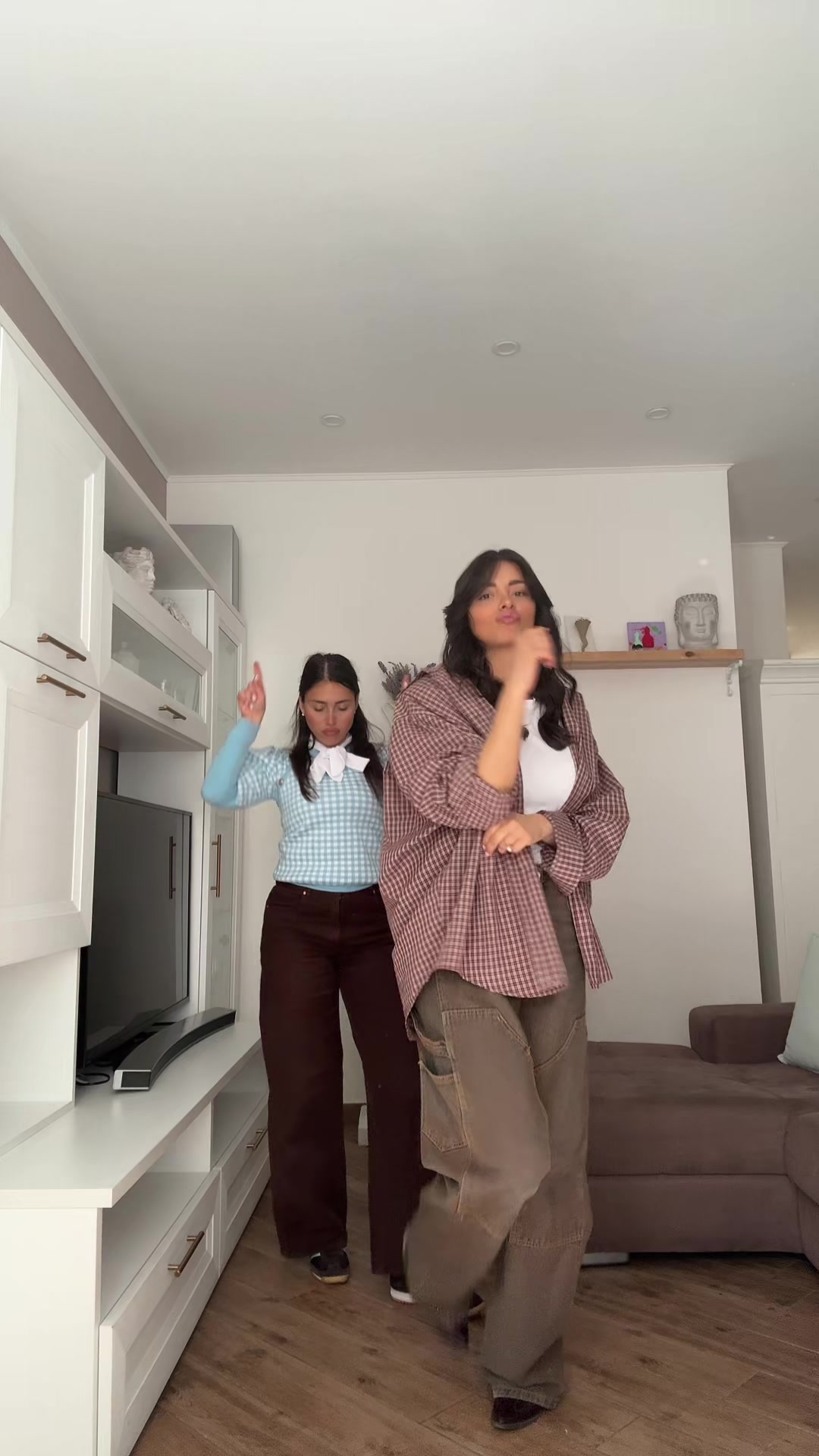 @SaraFerrone