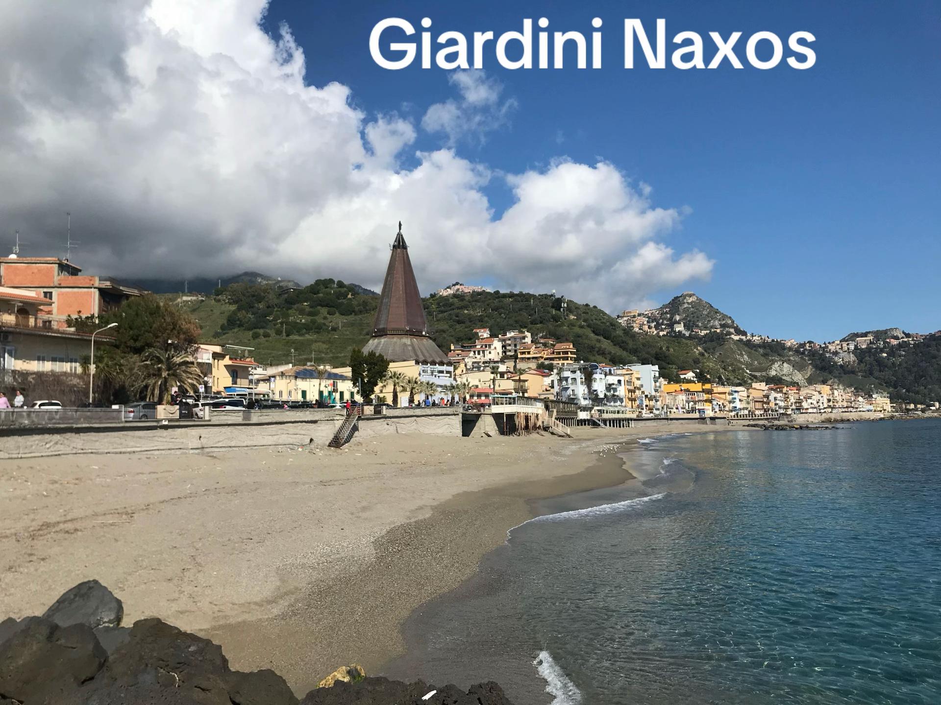 @massimostramassimo