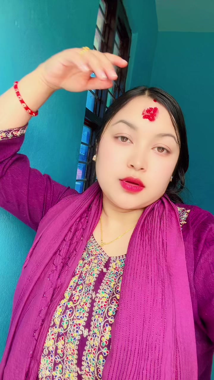 @Anuskamrit 👸&hearts;️🤴🏻🧿