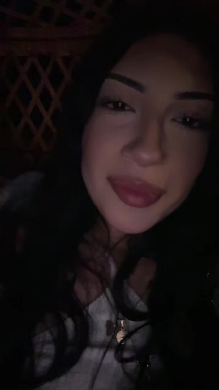 @emicarre21
