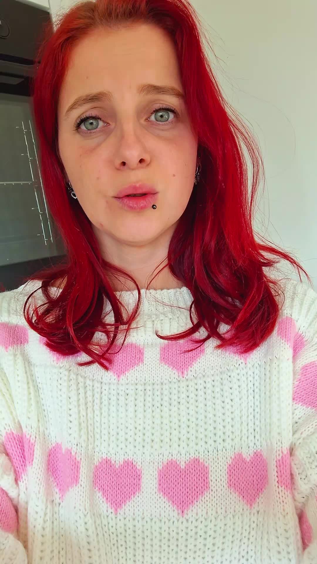 @Ladyk_in_red❤️