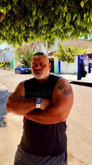 @ADRIAN  S&Uacute;PER OSO