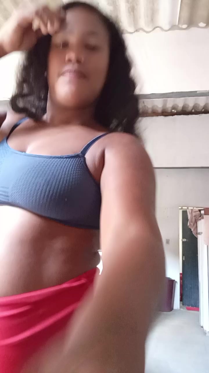 @lorany a baixinha🫦