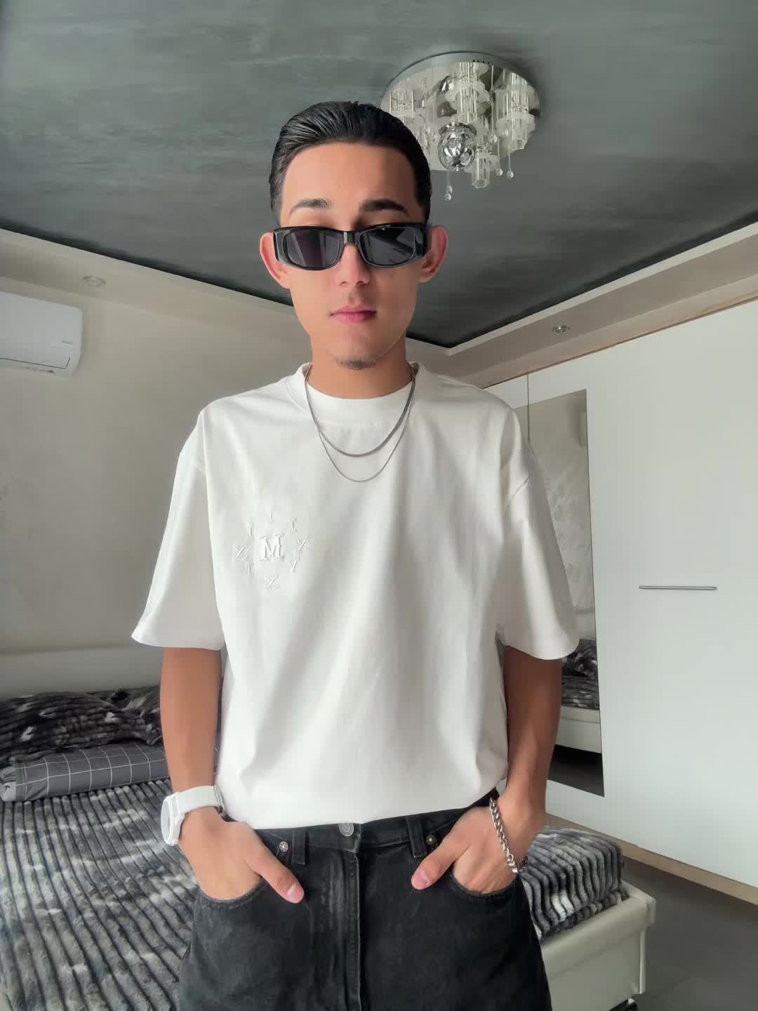 @𝕹𝖎𝖐𝖔𝖑𝖑𝖆𝖊𝖛