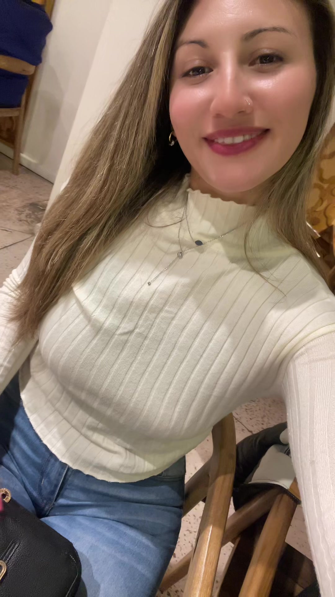 @ANI🍑🍒🫦