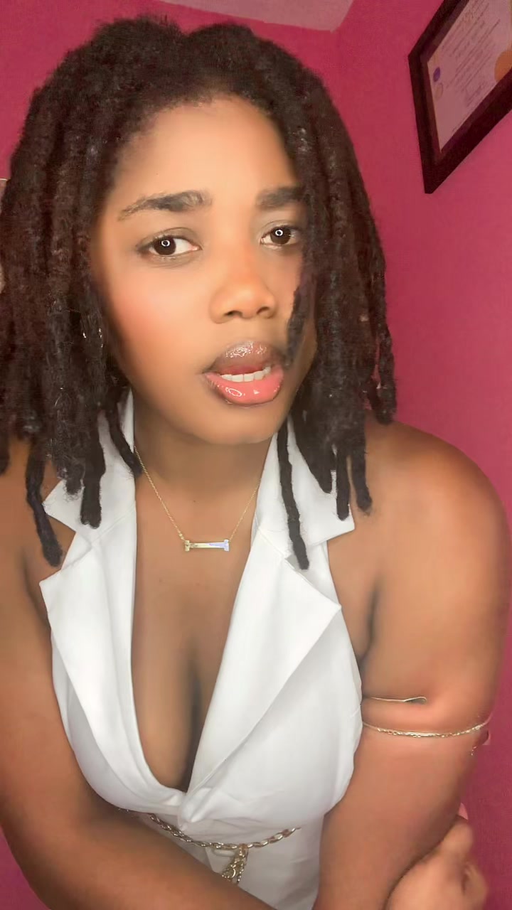@Aisha_Girls💜☯️