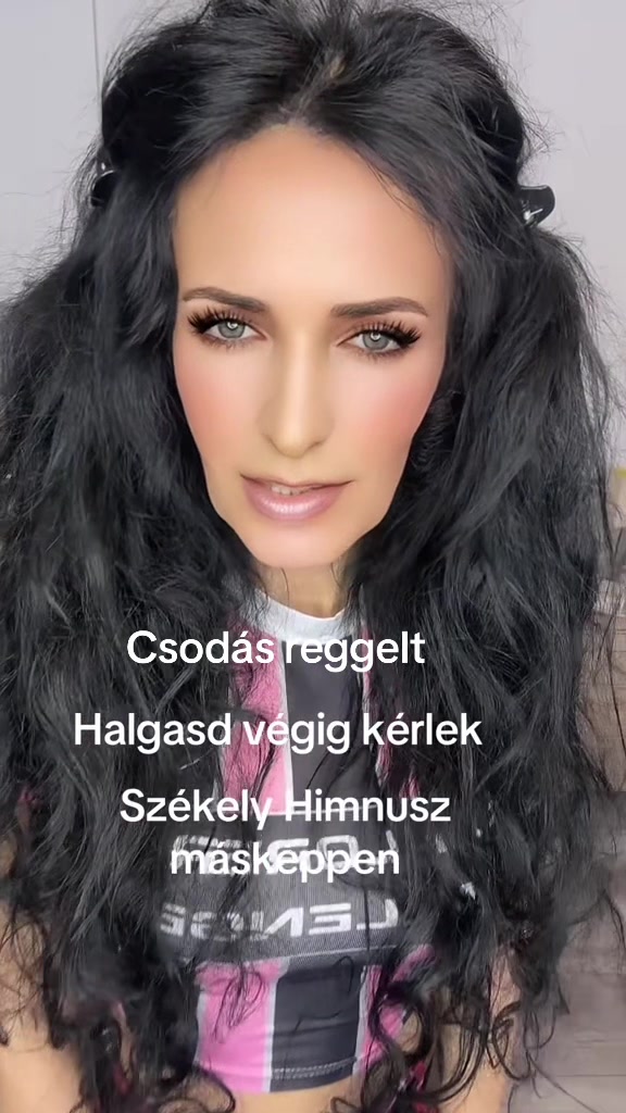 @Karolina