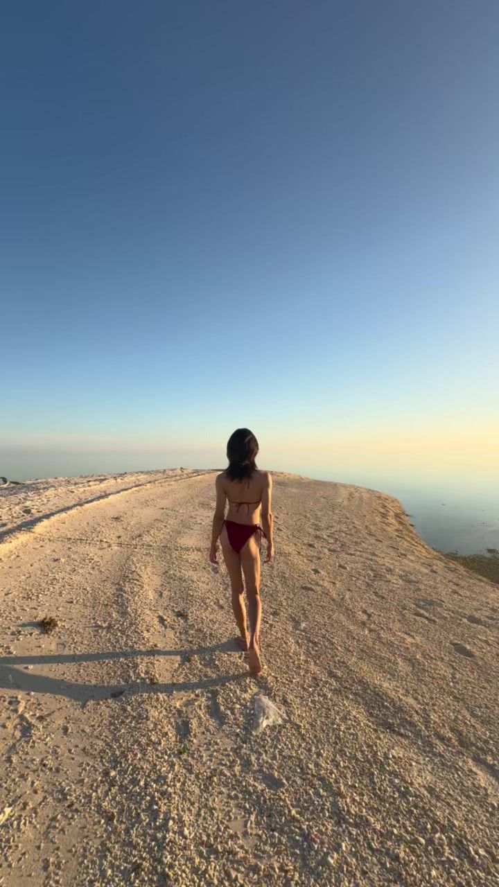@chrstn.hub
