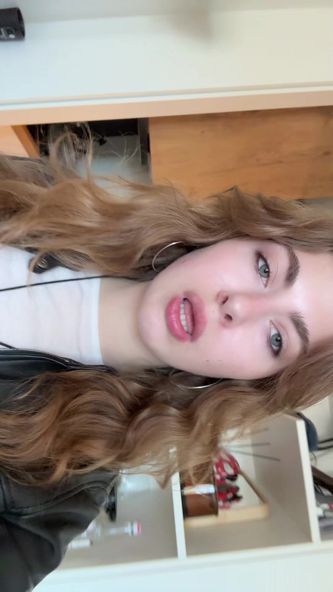@luristrip