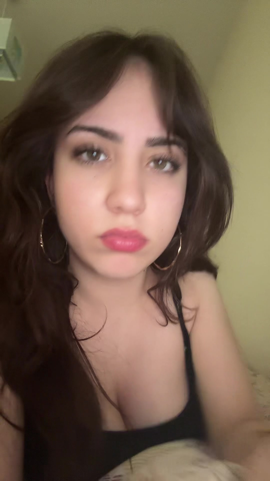 @👅