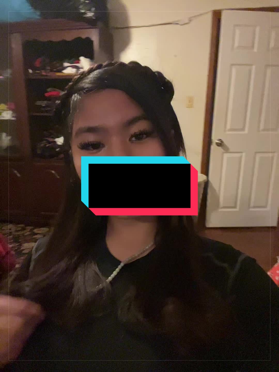 @⃟
